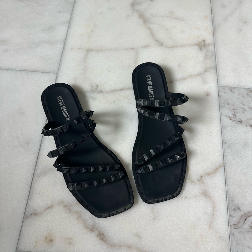 Steve Madden - skyler flat sandal